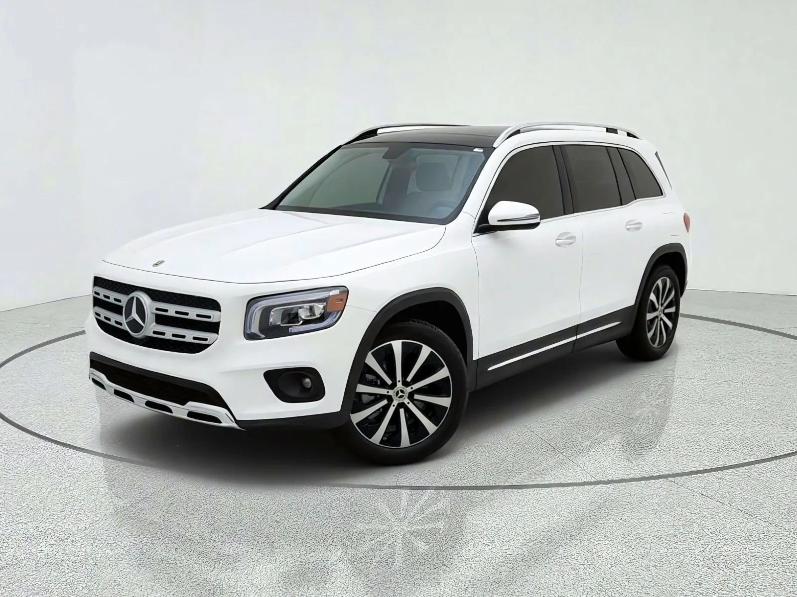 Certified Used 2023 Polar White Mercedes-Benz GLB 250 image 1