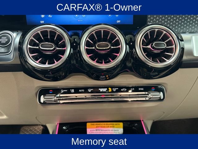 Used 2025 White Mercedes-Benz GLB 250 image 19