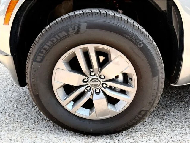 2025 Nissan Frontier SV - Photo 27