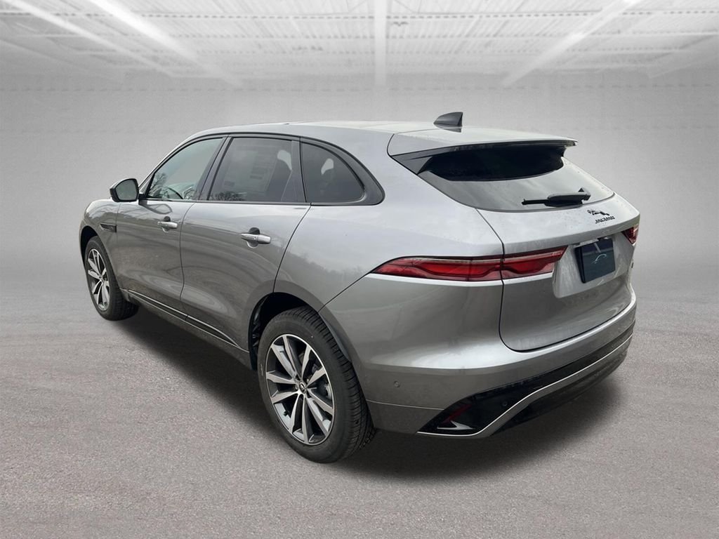 New 2026 Eiger Grey Jaguar P250 R-Dynamic S image 3