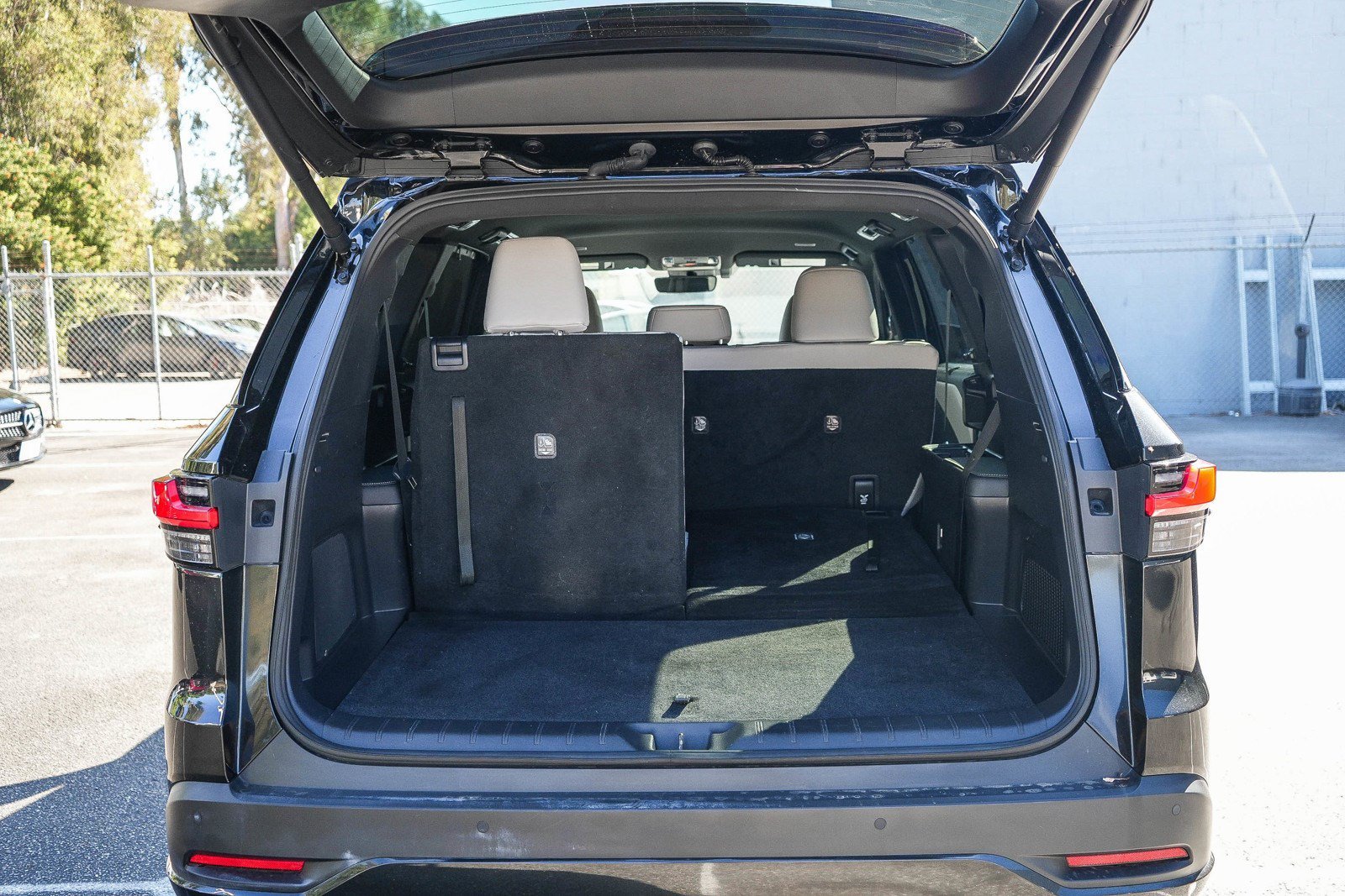 2025 Lexus TX Base - Photo 22