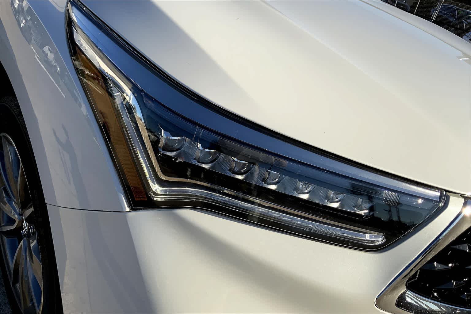 Used 2021 Platinum White Pearl Acura w/Technology Package image 27
