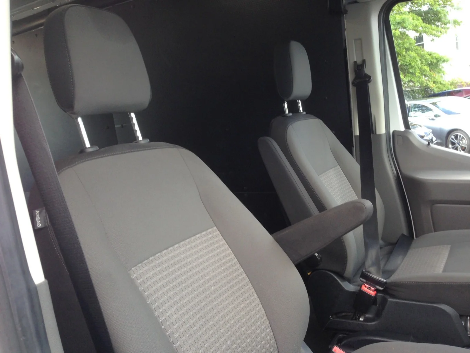 Used 2020 Oxford White Ford w/ rearCam image 37