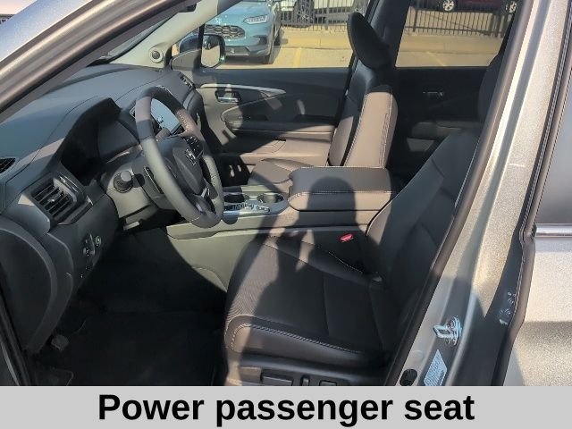New 2026 Solar Silver Metallic Honda RTL image 12