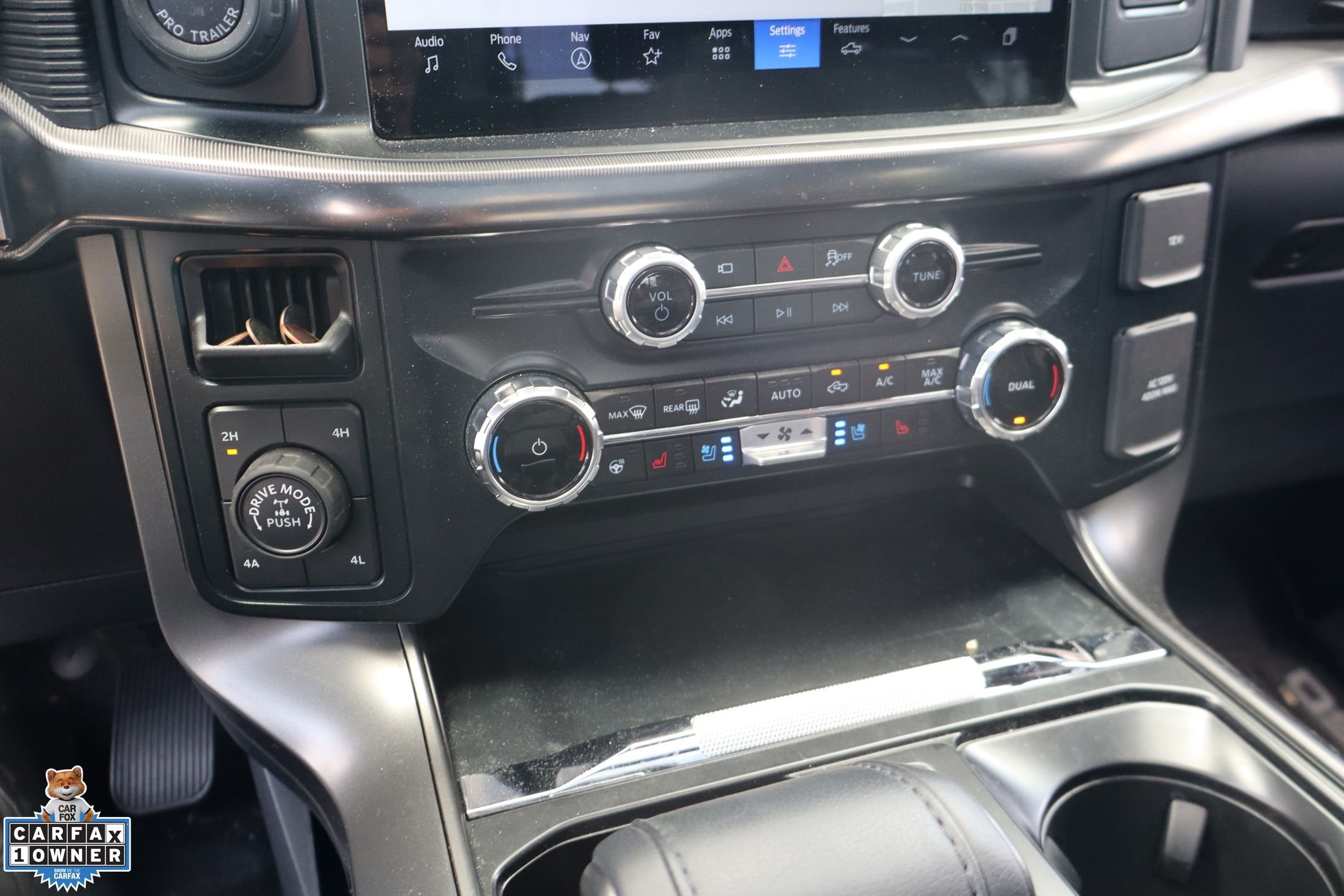 Used 2025 White Ford Lariat image 21