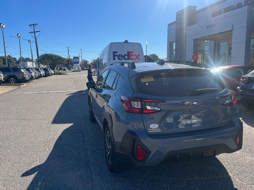 Used 2024 Blue Subaru Premium image 6