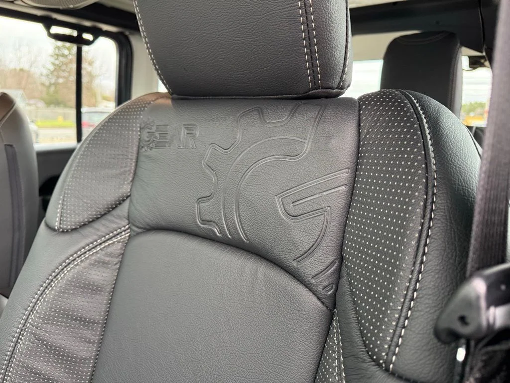 New 2026 Anvil Clear-Coat Exterior Paint Jeep Sport image 19