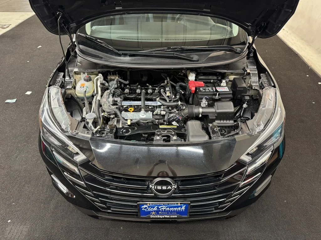 Used 2025 Black Nissan 1.6 SV image 10