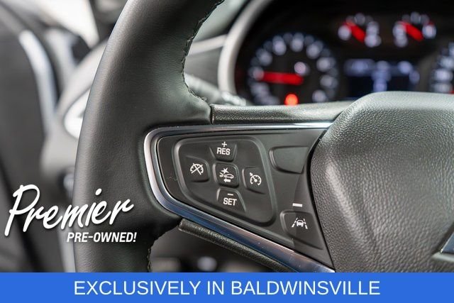 Used 2025 White Chevrolet LT image 20