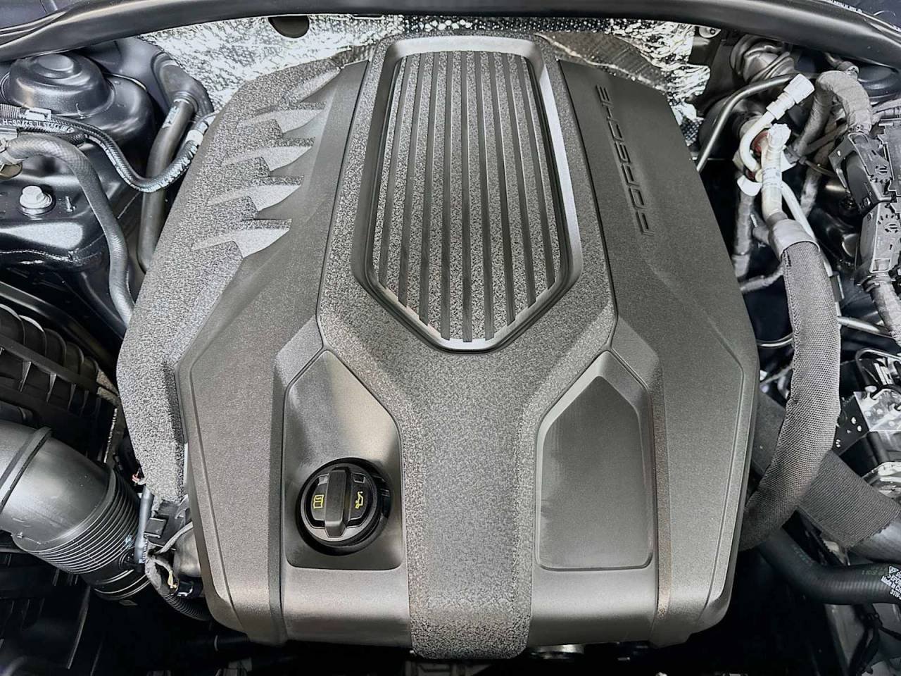 Certified Used 2026 VOLCANO GREY Porsche  image 31