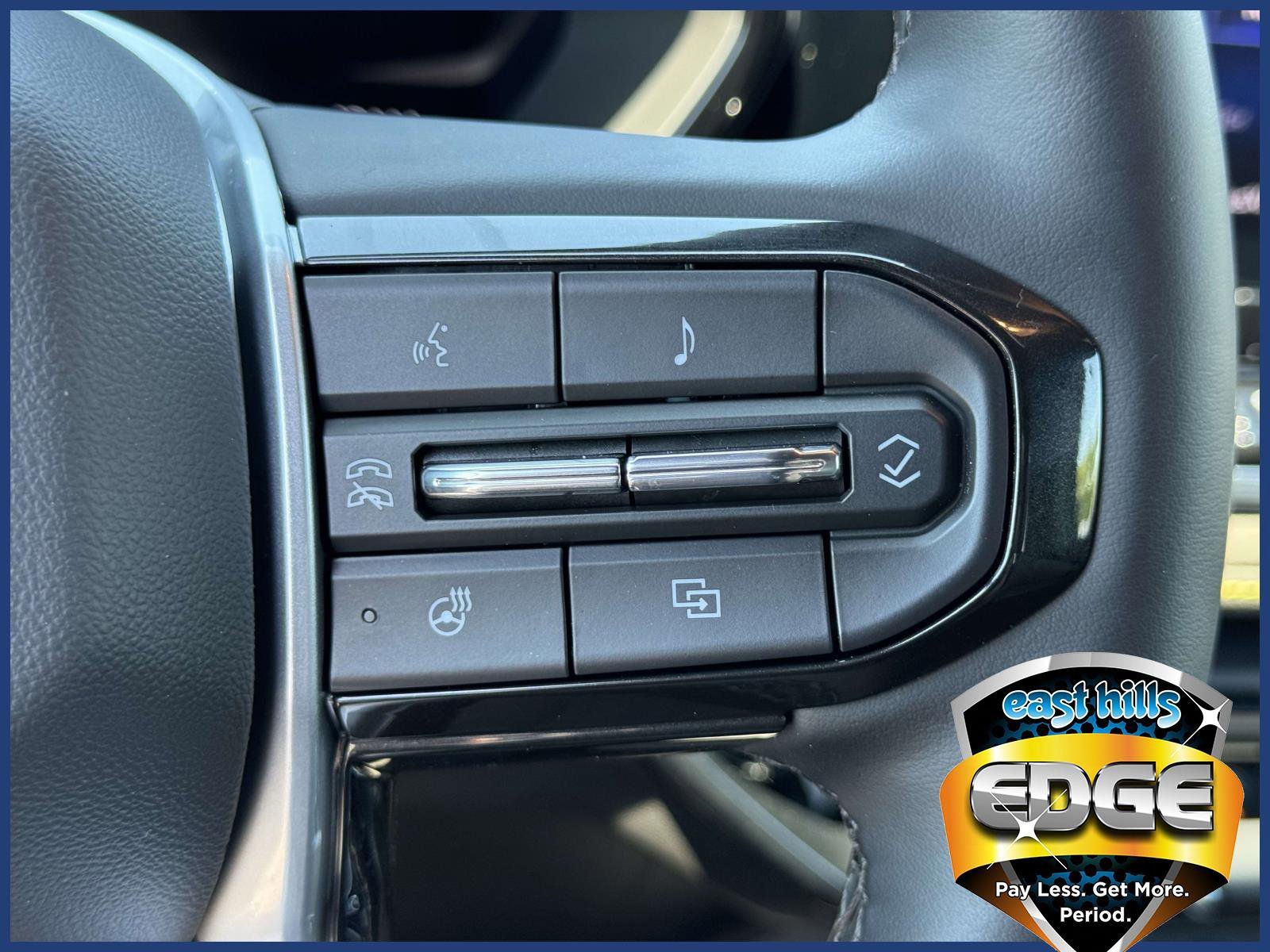 2025 Chevrolet Colorado ZR2 - Photo 19