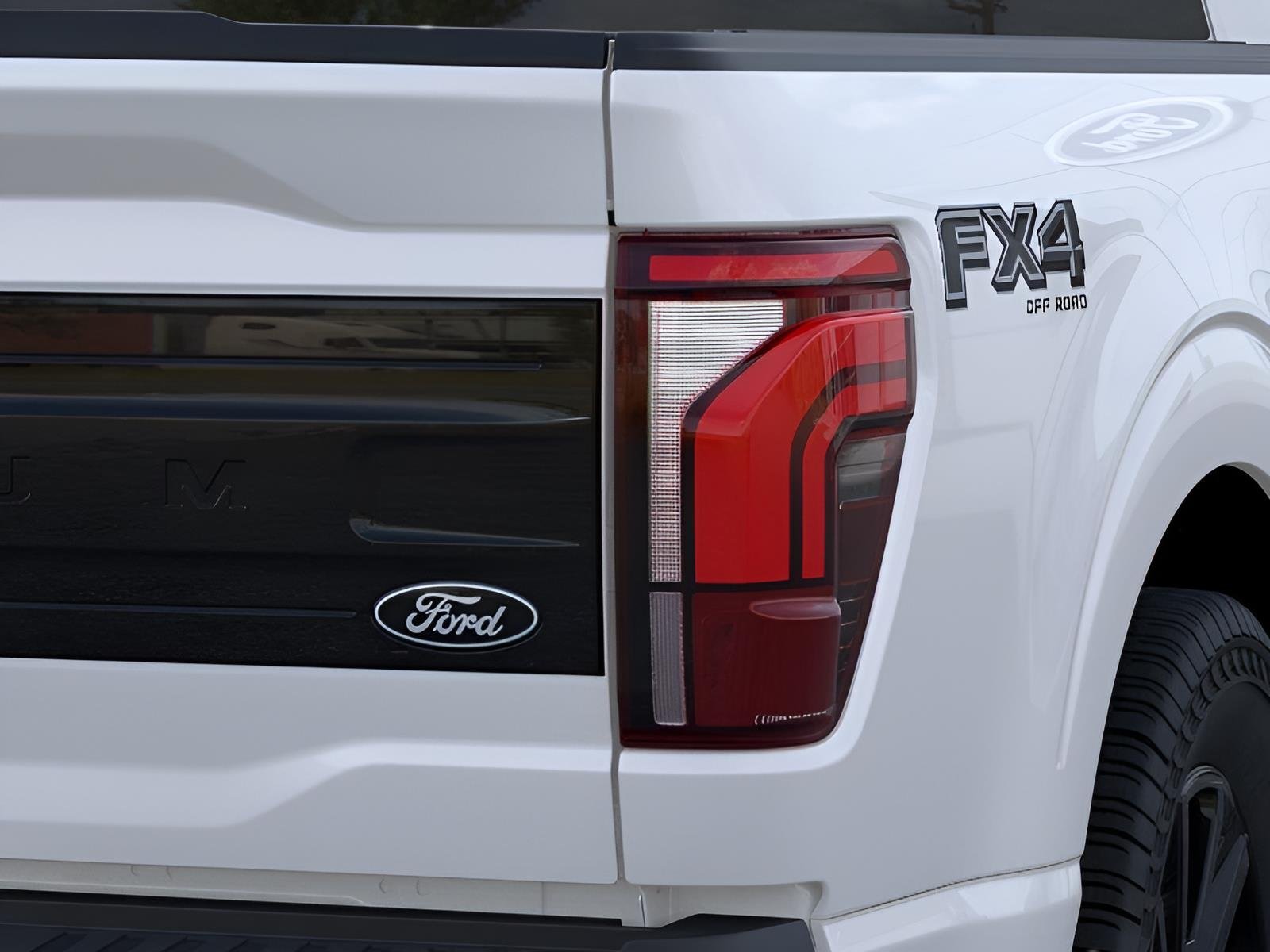New 2026 Star White Metallic Tri-Coat FORD Platinum® image 21