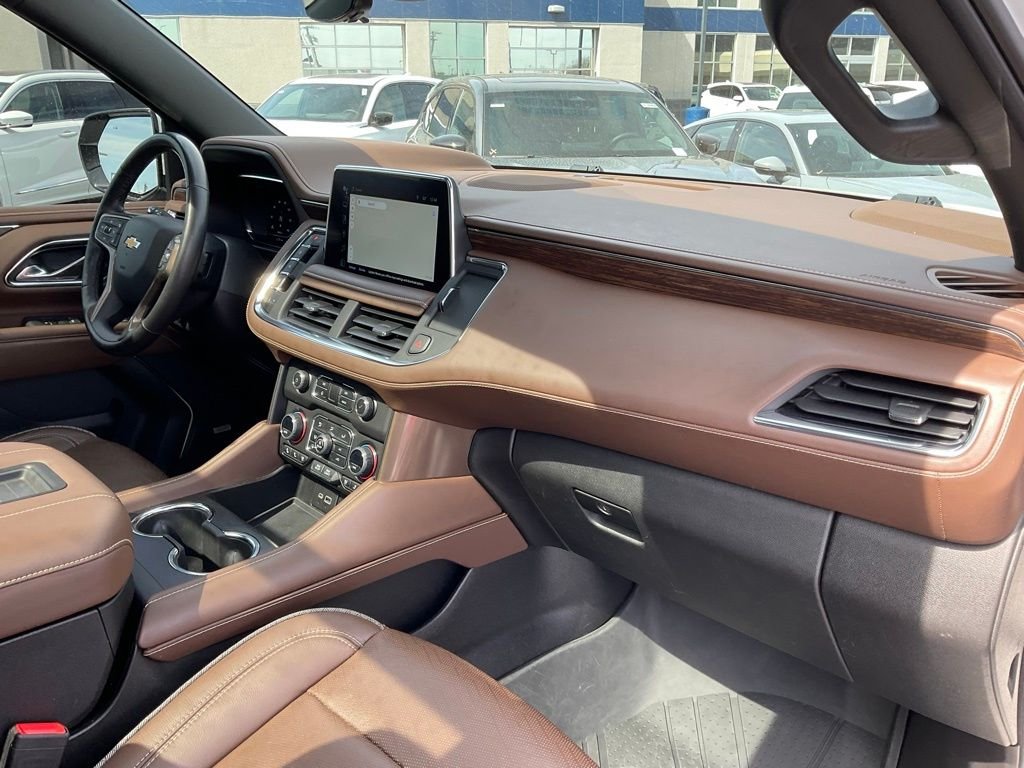 Used 2023 Beige Chevrolet High Country image 19