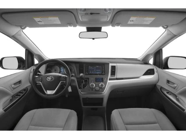 Used 2018 Gold Toyota XLE image 8