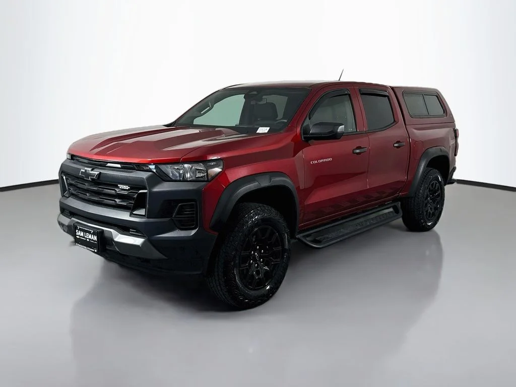 Used 2023 Red Chevrolet Trail Boss image 3