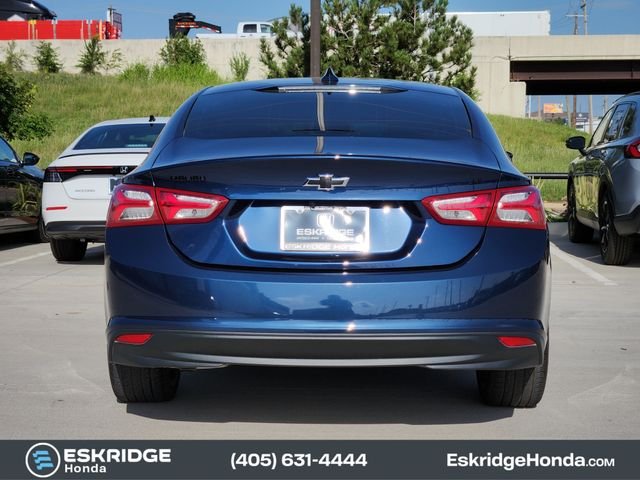 Used 2022 Blue Chevrolet LT image 6