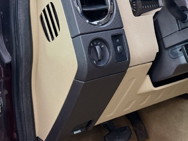Used 2010 Red Ford  image 10