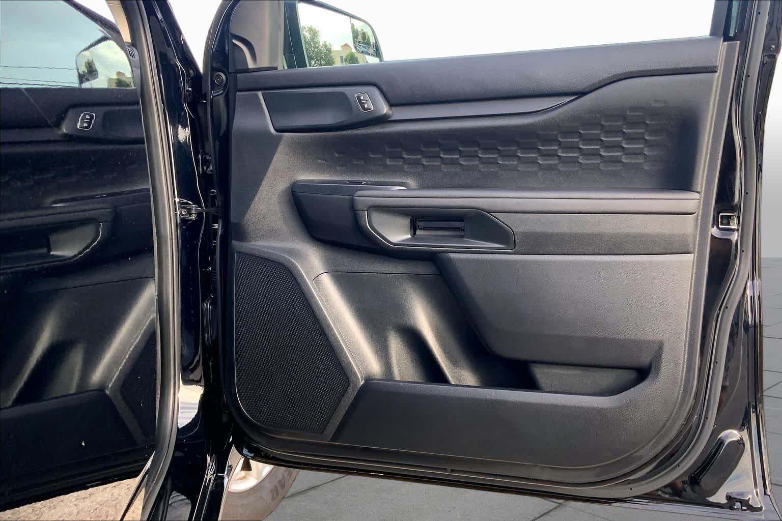 Used 2025 Shadow Black Ford XL image 23