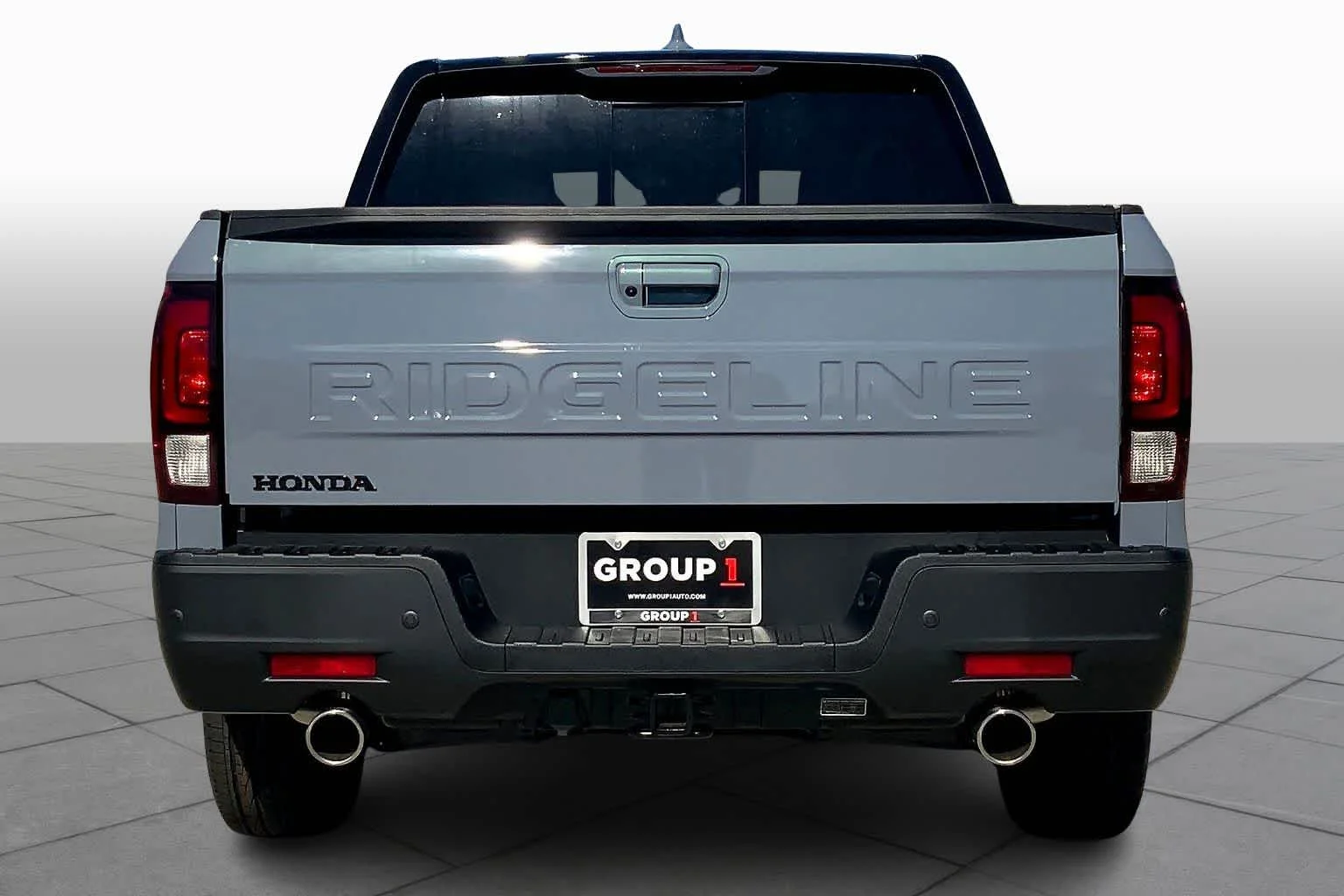 New 2026 Sonic Gray Pearl Honda Black Edition image 4