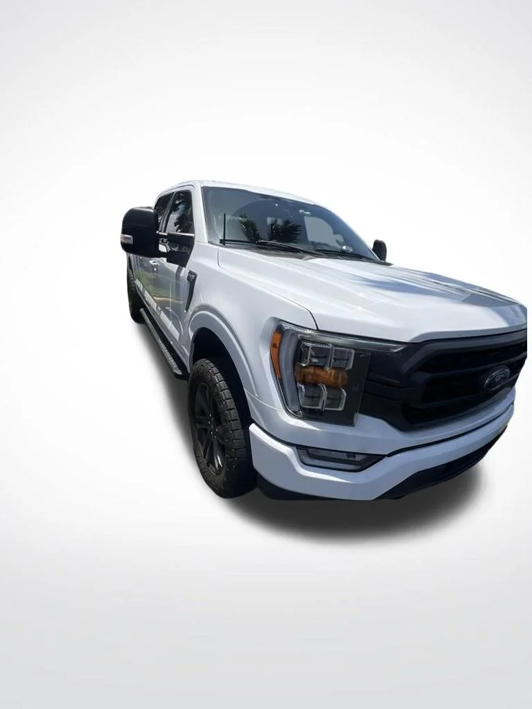 Used 2023 White Ford XLT image 2