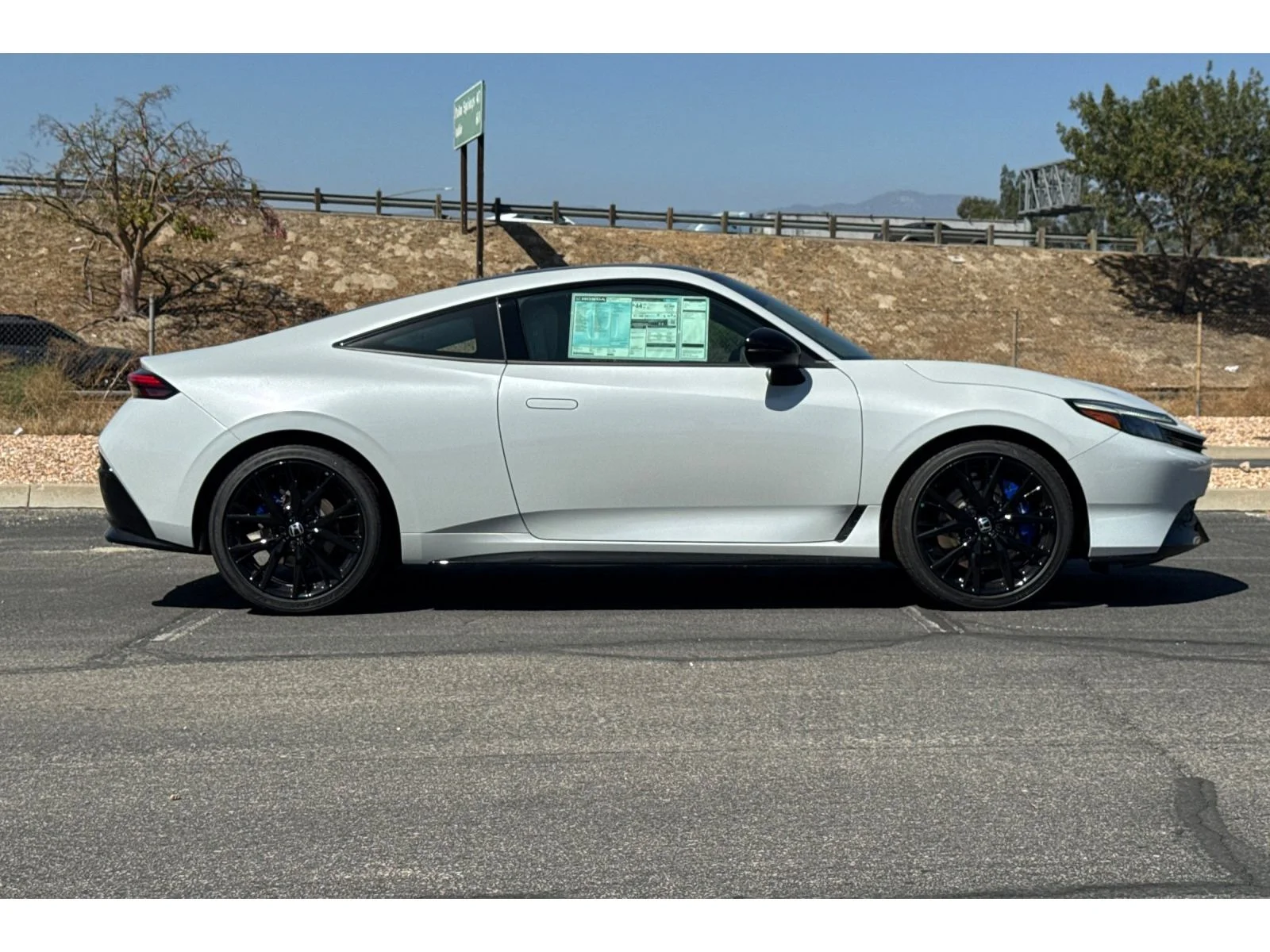 New 2026 Winter Frost Pearl Honda 2-Tone image 3
