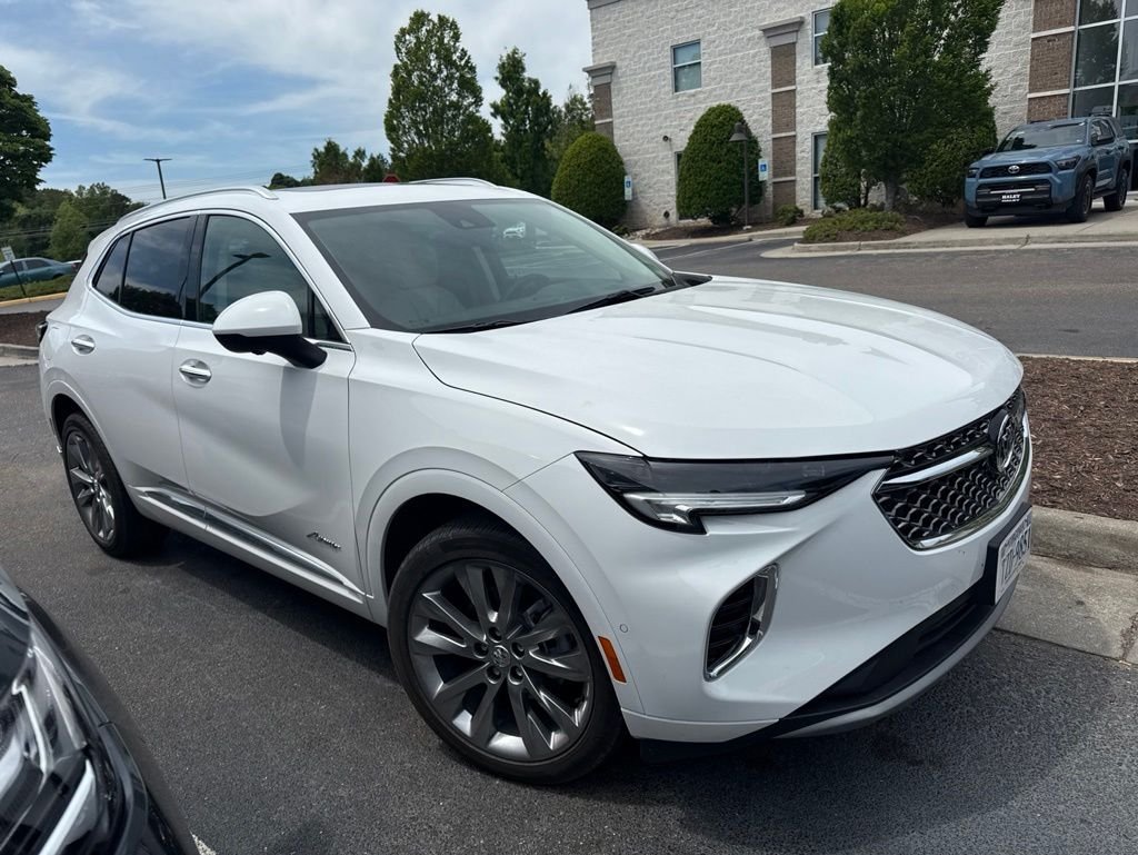 2022 Buick Envision Avenir FWD's photo