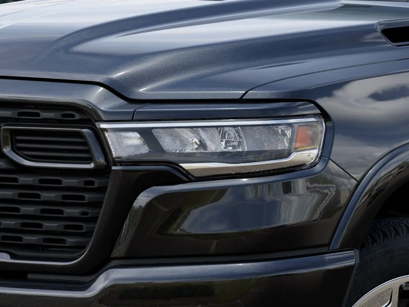 New 2025 Diamond Black Crystal Pearl-Coat Exterior Paint RAM Big Horn/Lone Star image 36