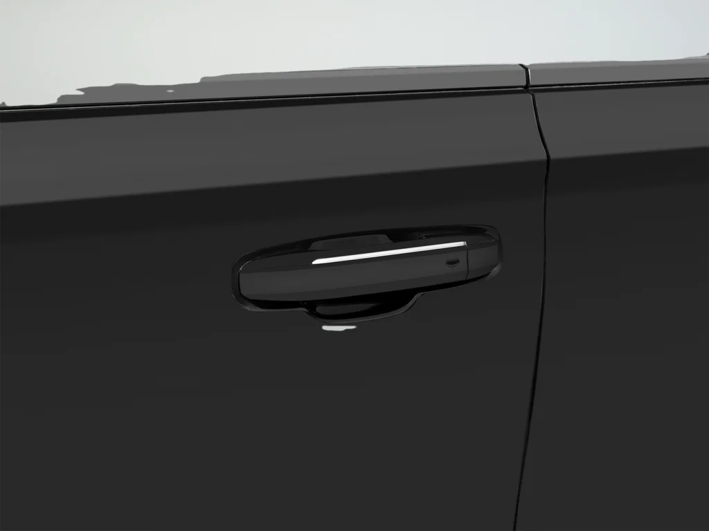 Used 2025 Black Cadillac Sport Platinum image 17