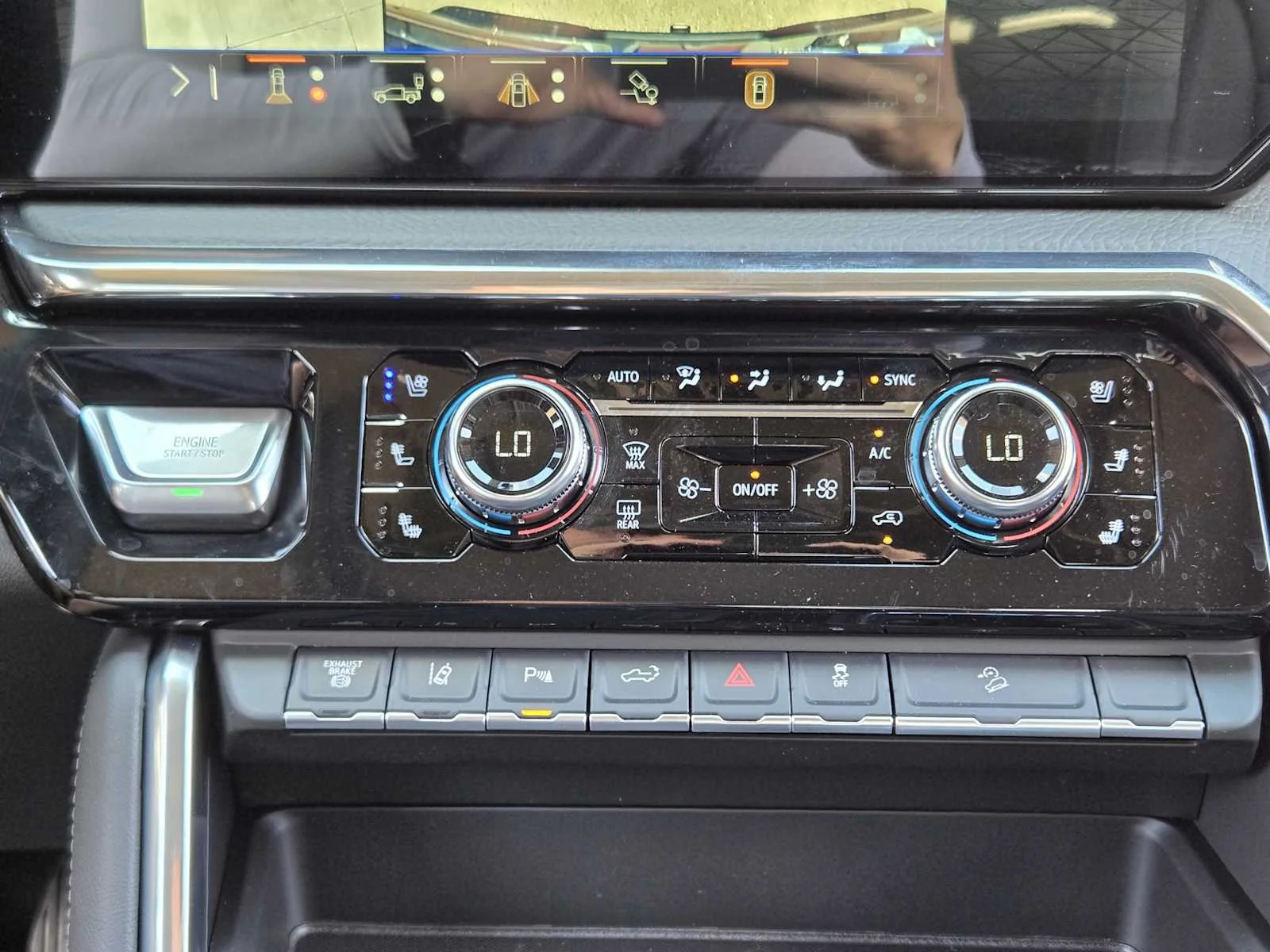 2026 GMC Sierra 2500HD Denali - Photo 13