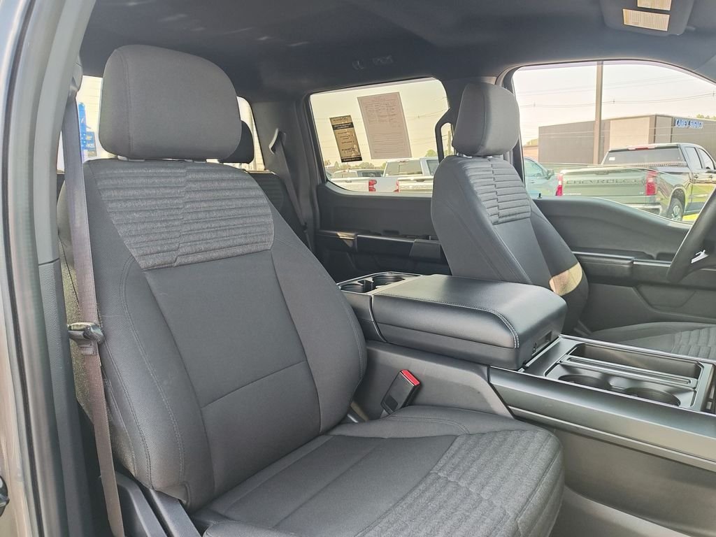 Used 2022 Gray Ford XL image 24