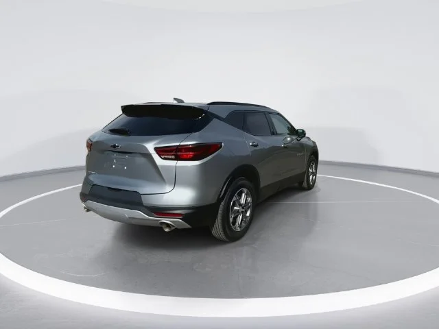 Used 2023 Gray Chevrolet LT image 11