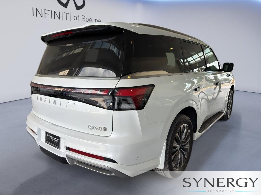 New 2027 Radiant White INFINITI LUXE image 5