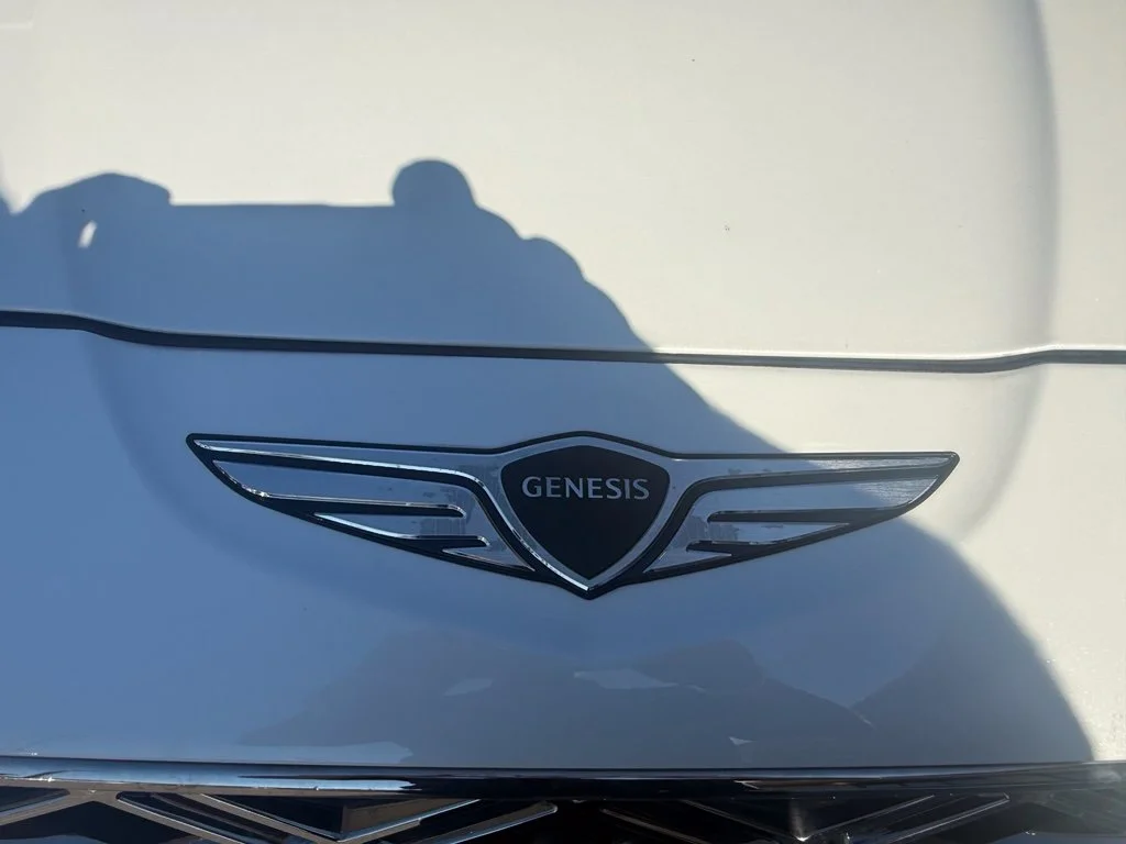 Used 2025 White Genesis 3.5T Prestige image 16