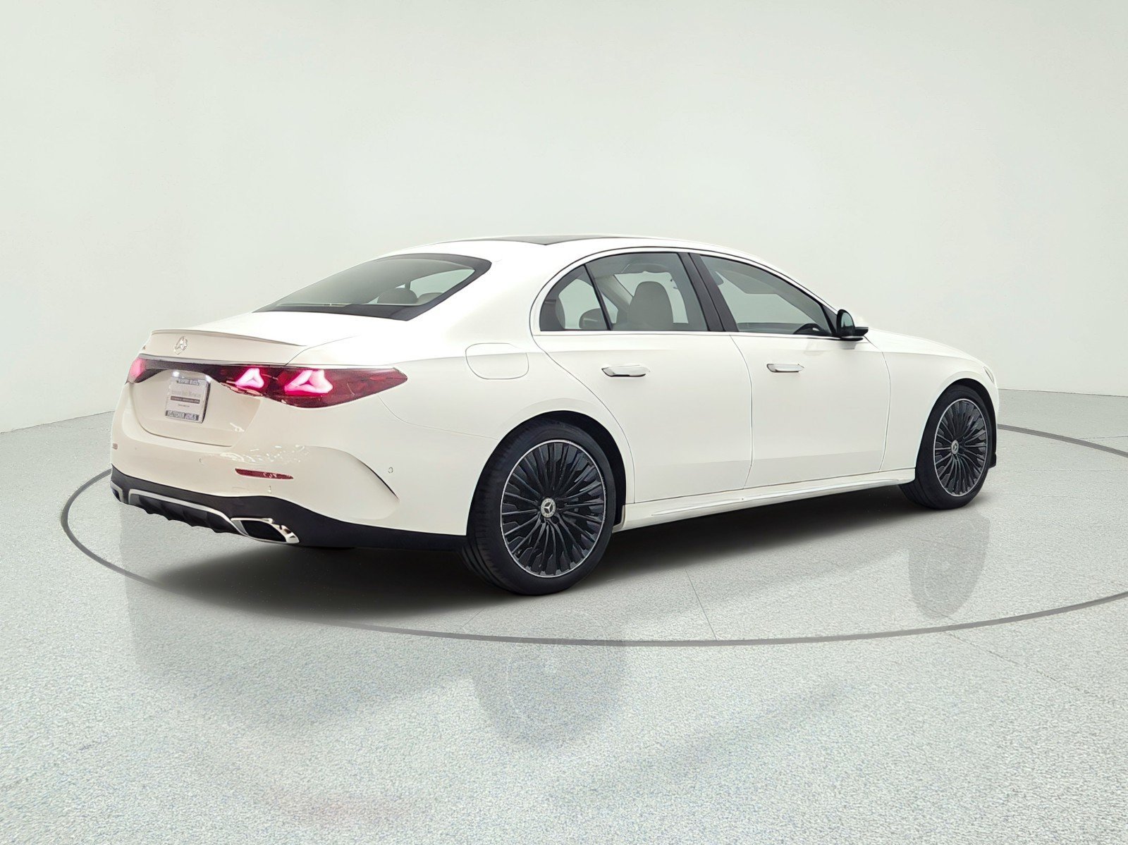 New 2027 Polar White Mercedes-Benz E 350 RWD Sedan image 26