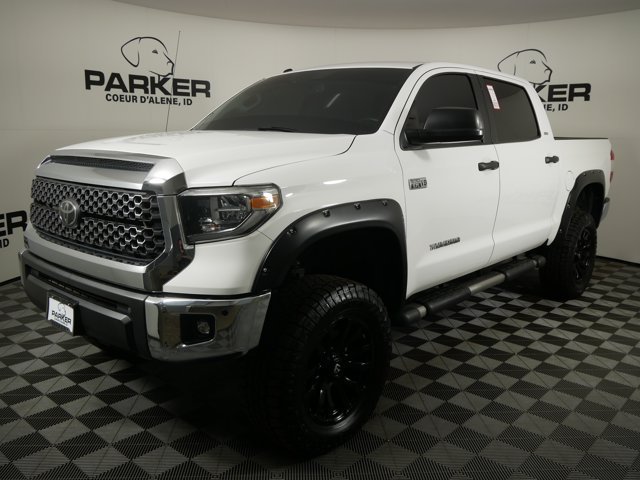 2018 Toyota Tundra 4WD Crew Cab SR5 w/ Upgrade Pkg