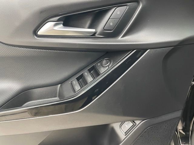 2025 Chevrolet Equinox LT - Photo 12