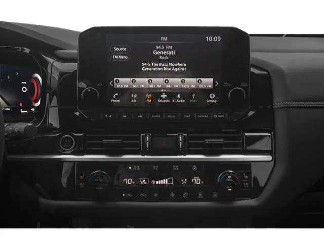 Used 2022 Pearl White Tricoat/Super Black Nissan Platinum image 22