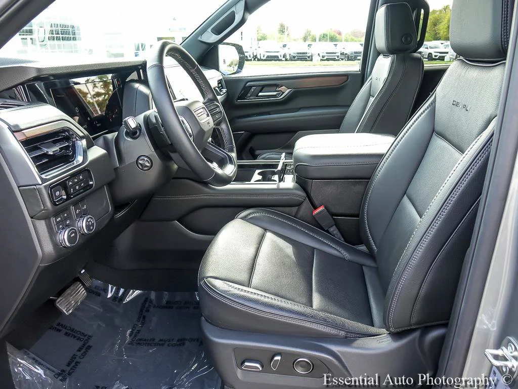 Used 2026 Sterling Metallic GMC Denali image 10