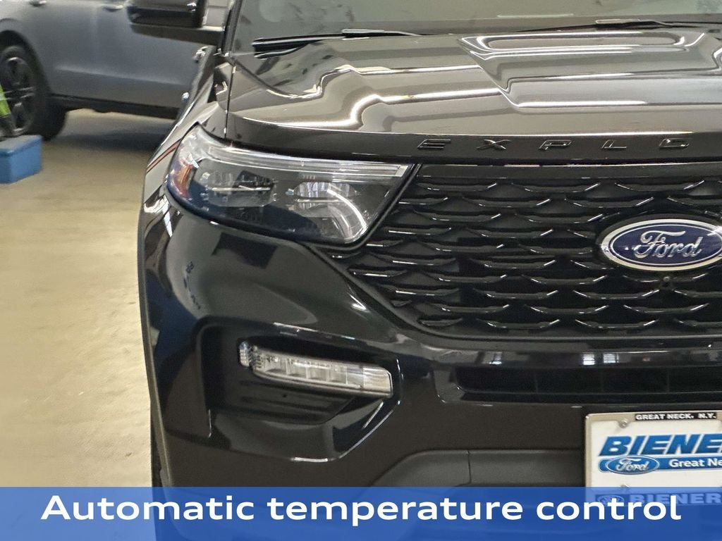 Used 2024 Black Metallic Ford ST-Line image 14