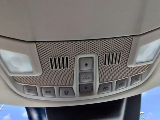 Certified Used 2021 Oxford White Ford Limited image 24