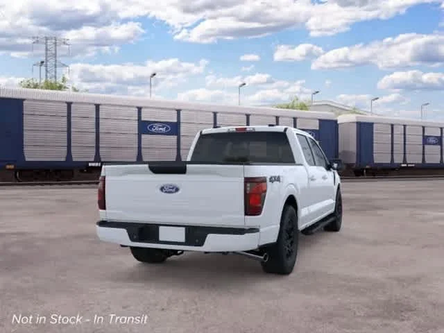 New 2026 Oxford White Ford XLT image 8