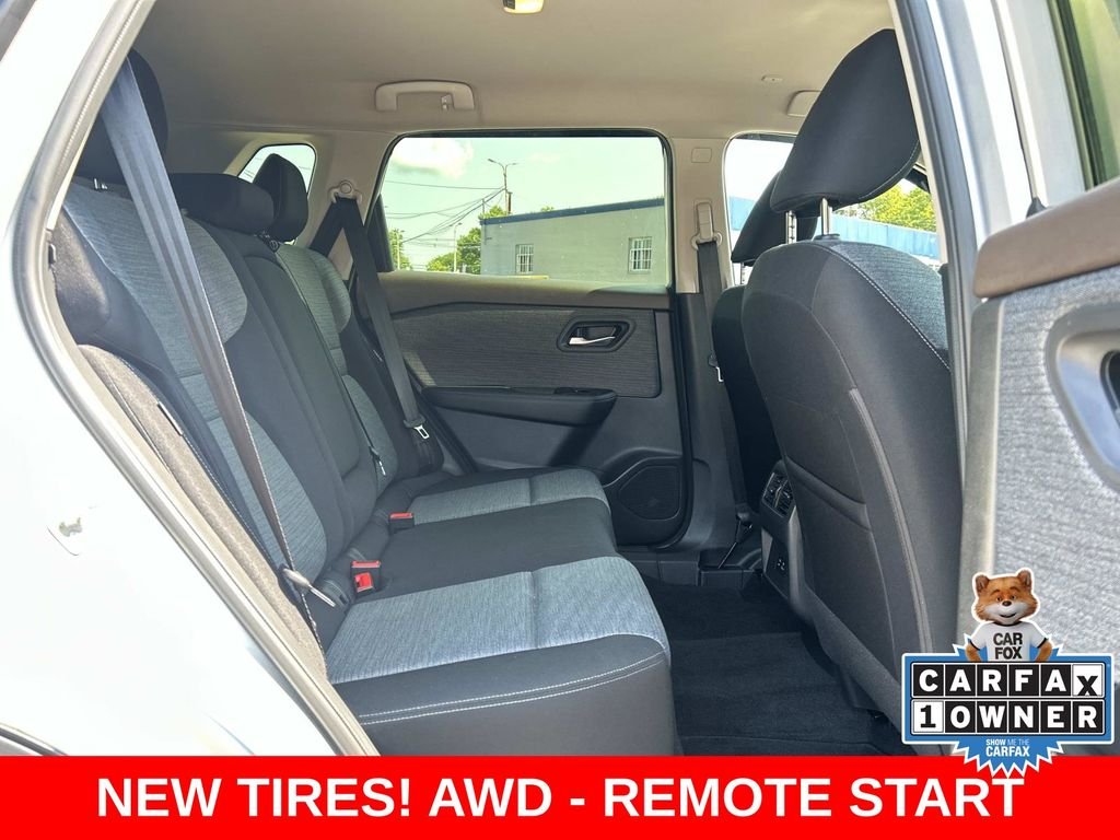Used 2023 Silver Nissan SV image 16