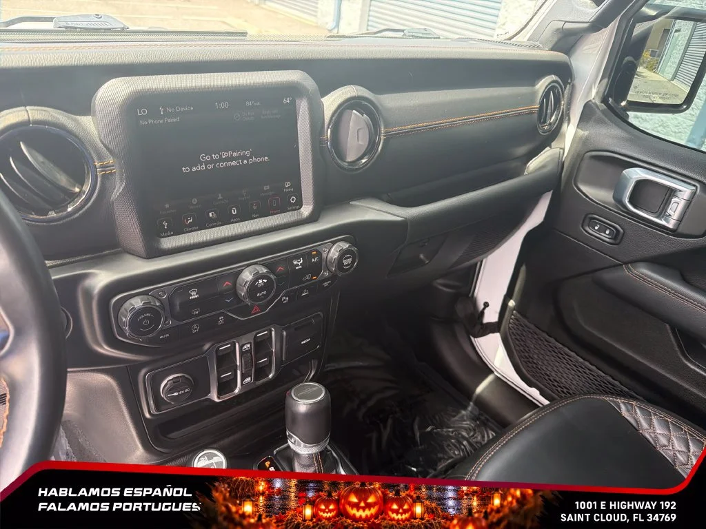 Used 2022 White Jeep High Altitude image 20