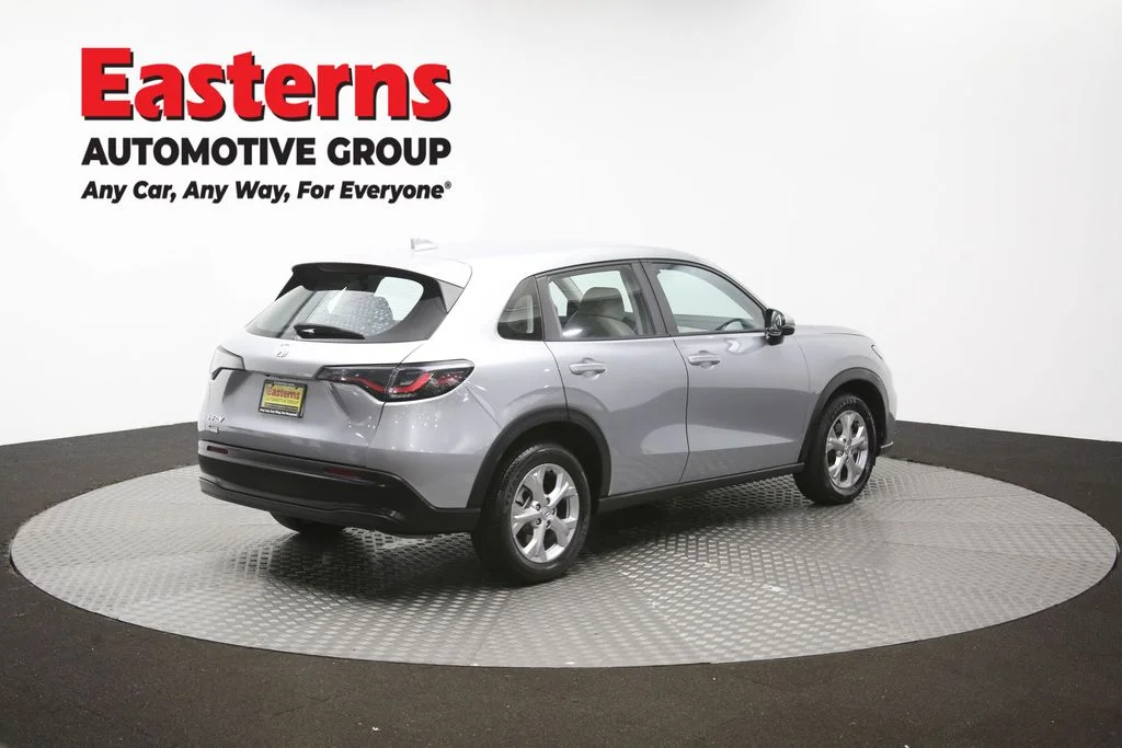 Used 2025 Silver Honda LX image 39