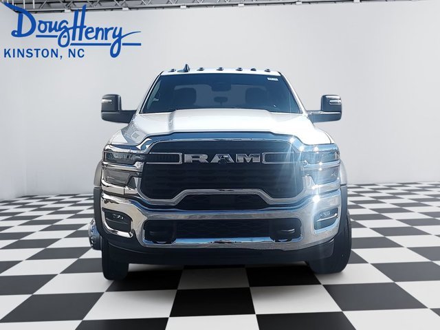 New 2026 Bright White Clearcoat RAM Tradesman image 7