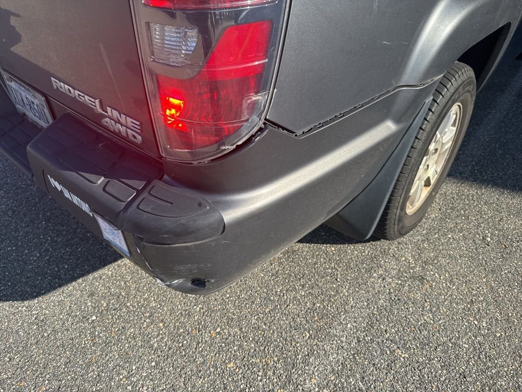 2012 Honda Ridgeline RTS photo 2