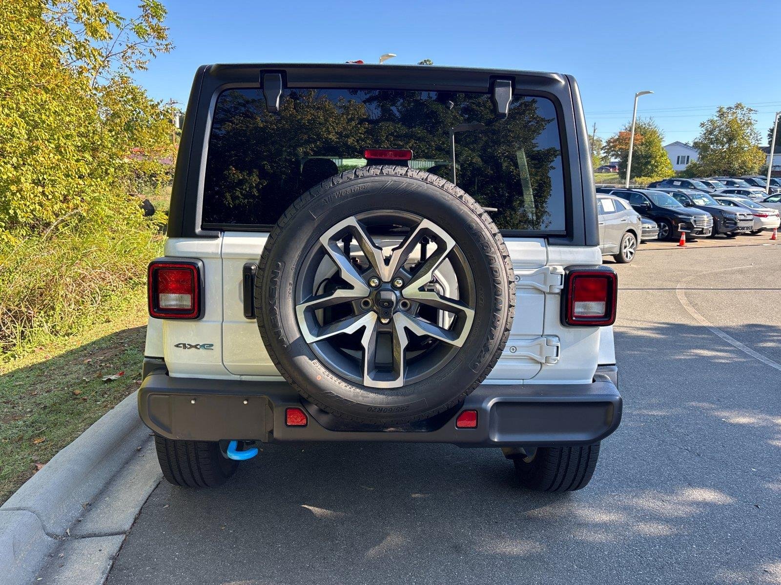 Used 2024 Bright White Clearcoat Jeep Sport S image 4