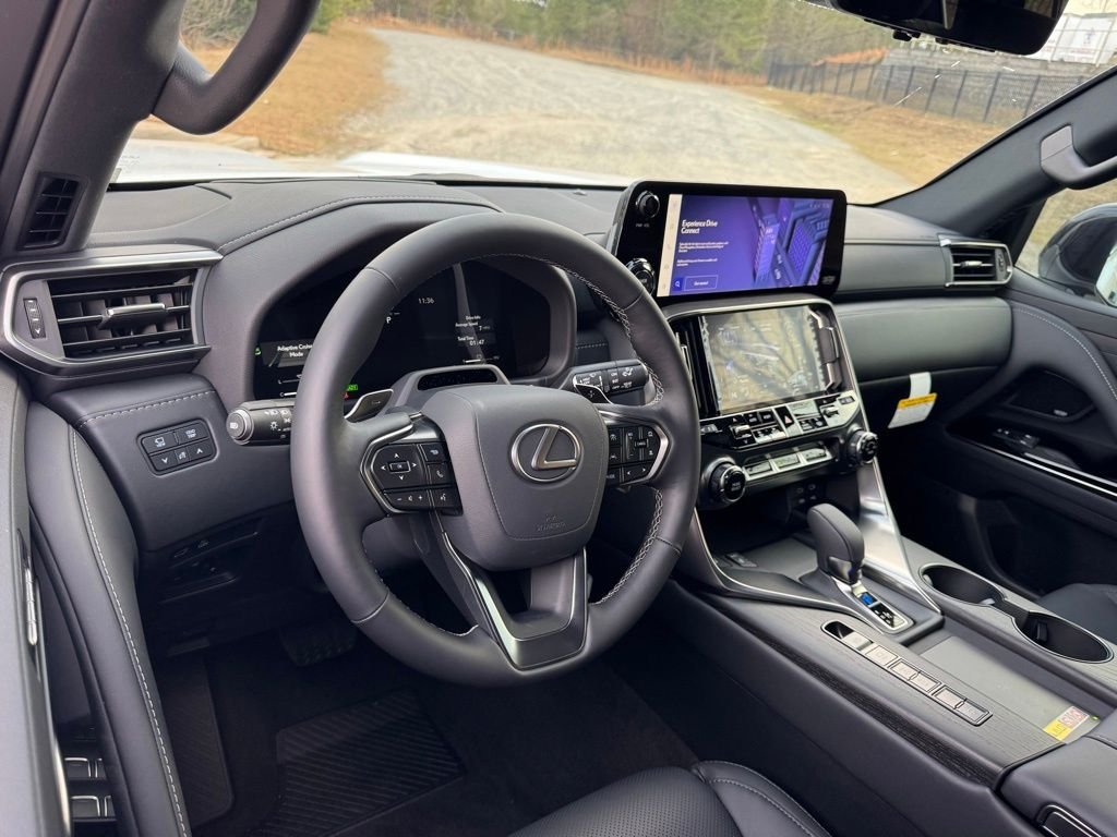New 2026 Eminent White Pearl Lexus OVERTRAIL image 3