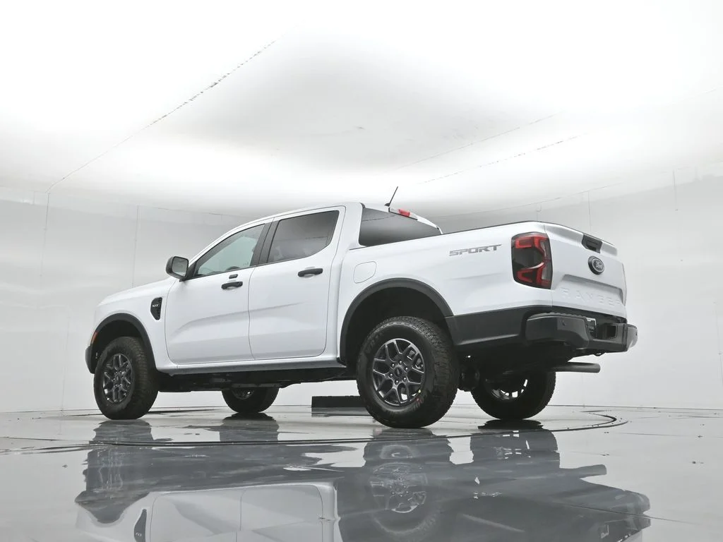 New 2026 Oxford White Ford XLT image 48
