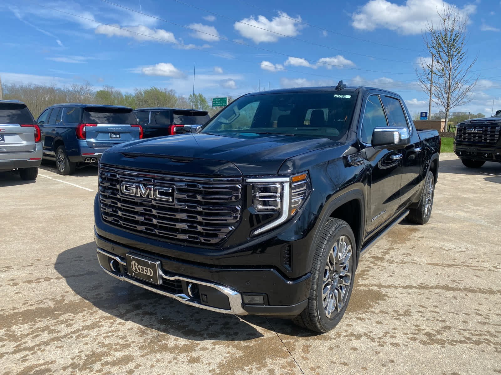 New 2026 Onyx Black GMC Denali Ultimate image 2